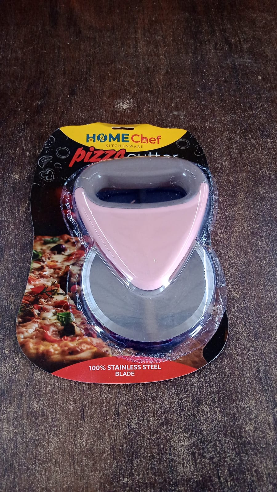 HomeChef Ergonomic Pizza Cutter with Stainless Steel Rotating Blade (1 Pc)